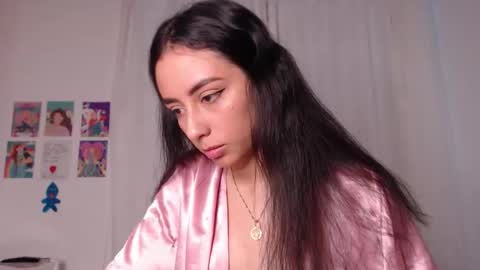   lia  online show from April 23, 2026, 9:28 pm