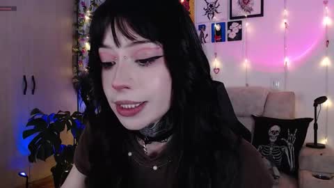 Liaa  online show from March 25, 2026, 11:00 pm