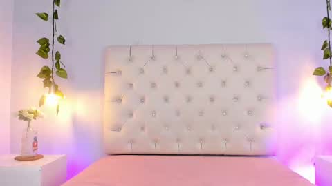 Lia online show from October 9, 2025, 1:25 am