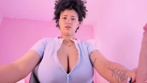 liaa moretzz online show from September 29, 2025, 4:50 am