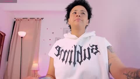 liaa moretzz online show from April 19, 2026, 2:55 am