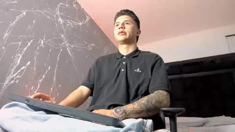 Liam Smith online show from September 20, 2025, 11:55 am