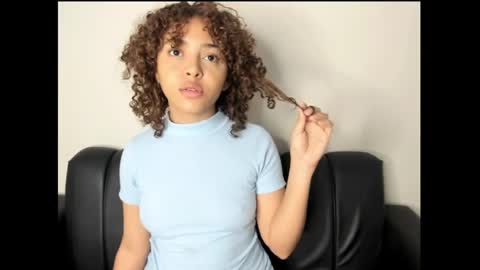 liaandmiller online show from April 25, 2026, 12:02 am