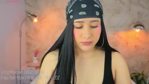 Lia Cox online show from December 18, 2025, 3:01 am