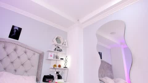 Snapshot of liaflowers chatting on December 2, 2024, 11:07 pm Lia online show from December 2, 2024, 11:07 pm