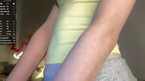 Lia  online show from September 27, 2025, 9:14 am