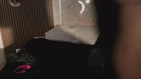 Snapshot of liah_cleir chatting on September 19, 2025, 9:15 pm Liah online show from September 19, 2025, 9:15 pm