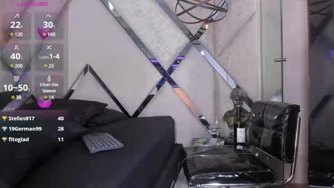 ---Liah--- online show from February 23, 2025, 8:00 pm