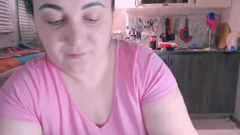 miss Lia  colection for travel online show from December 29, 2024, 5:54 pm