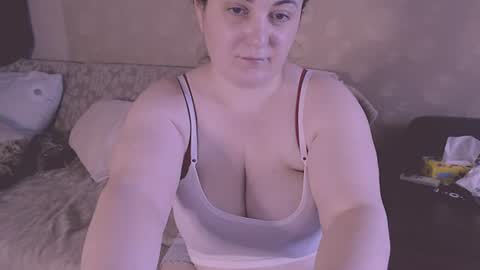 Snapshot of liahsofty chatting on July 26, 2026, 12:34 pm miss Lia colection for travel online show from July 26, 2026, 12:34 pm