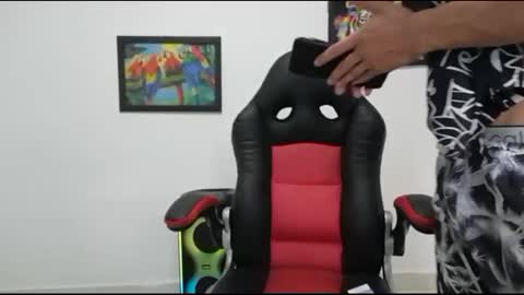 Andres online show from October 19, 2025, 9:48 pm