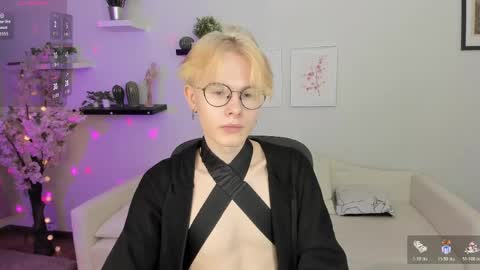 LIAM online show from April 30, 2026, 5:36 am