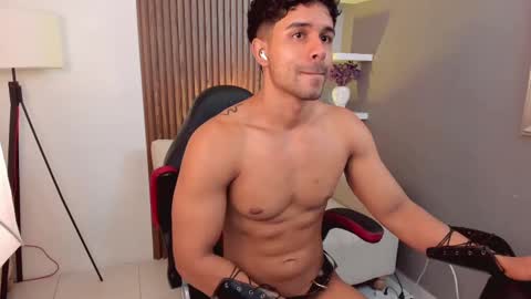 Liam Collins online show from February 21, 2025, 5:42 pm