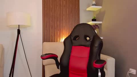 Liam Collins online show from February 28, 2025, 2:42 pm