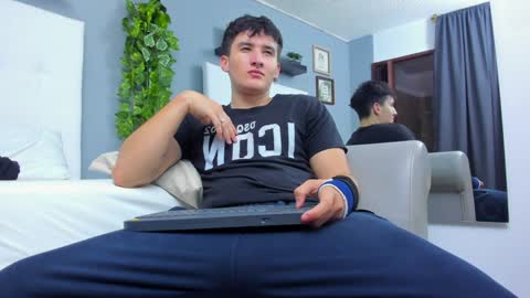 liam_conorr online show from January 11, 2025, 12:18 pm