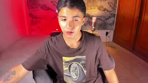 Snapshot of liam_dustin chatting on May 15, 2026, 11:45 pm Liam online show from May 15, 2026, 11:45 pm