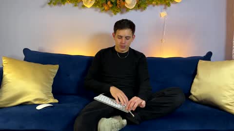 Liam online show from January 6, 2025, 3:31 am