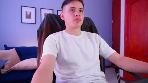 Liam online show from February 24, 2025, 2:37 pm