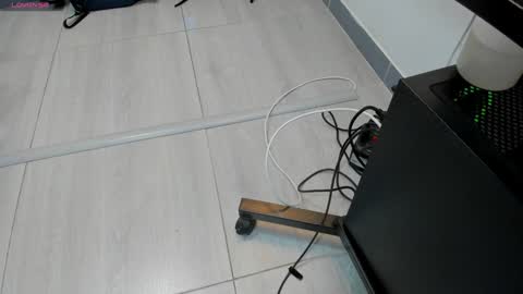 LIAM KLEIN online show from January 13, 2025, 11:19 am