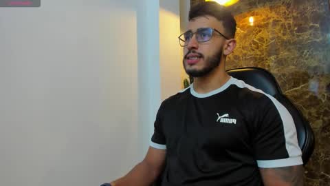 LIAM KLEIN online show from September 9, 2025, 11:10 am