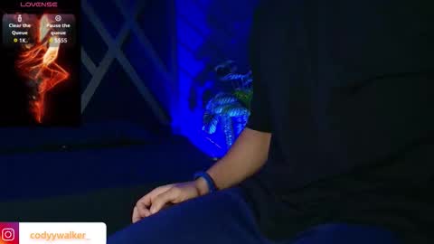 LIAM KLEIN online show from March 14, 2026, 11:26 am