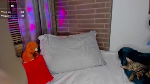 liam online show from February 5, 2026, 2:49 am