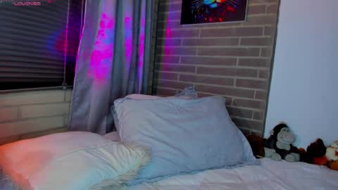 liam online show from April 3, 2026, 3:15 am