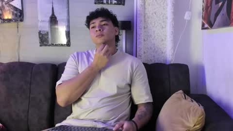 liam online show from November 30, 2025, 12:42 pm