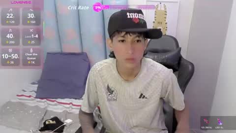 Snapshot of liam_play chatting on June 14, 2026, 3:41 am LIAM online show from June 14, 2026, 3:41 am