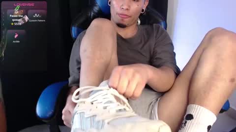 Liam online show from September 20, 2025, 4:24 am