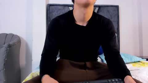 Call me Lian online show from February 3, 2026, 12:10 pm