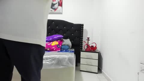 Call me Lian online show from April 23, 2026, 12:15 pm