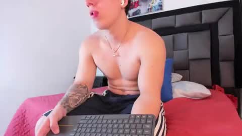 Snapshot of liam_saint chatting on July 25, 2026, 2:14 pm Call me Lian online show from July 25, 2026, 2:14 pm