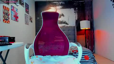 LIN online show from June 6, 2026, 7:02 am
