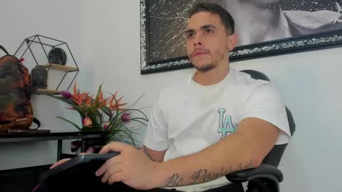 Liam online show from January 27, 2025, 12:05 pm