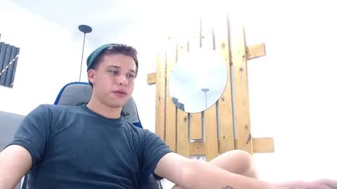 liam_york online show from January 11, 2026, 4:28 am