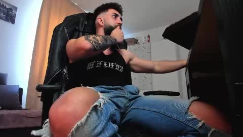 Liam online show from April 18, 2026, 7:34 am