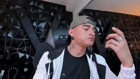 Snapshot of liamdeep_ chatting on July 21, 2026, 3:42 am LiamDeep online show from July 21, 2026, 3:42 am
