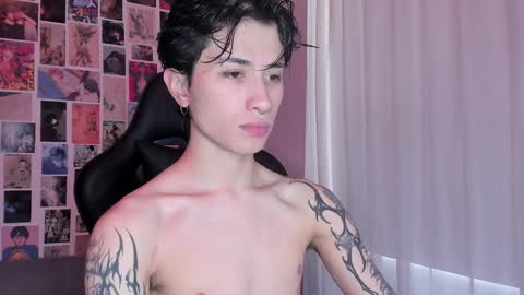 Liam online show from December 2, 2024, 1:02 pm