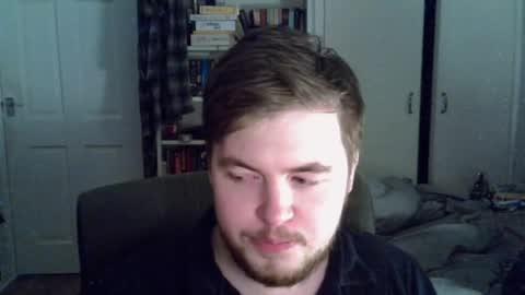 Snapshot of liamfoxx chatting on May 30, 2026, 1:35 am Liam Fox online show from May 30, 2026, 1:35 am