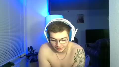 LiamNotSoNormal online show from December 23, 2024, 2:45 am