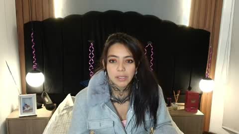 L I A M O N R O E online show from April 7, 2026, 11:54 am