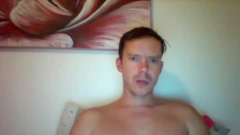 Snapshot of liamrosezn chatting on January 6, 2025, 8:39 pm LiamRose online show from January 6, 2025, 8:39 pm
