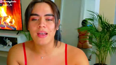 Snapshot of liamtaylor_ chatting on November 6, 2025, 2:23 am Tell me Liam online show from November 6, 2025, 2:23 am