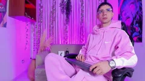 Liam online show from February 21, 2026, 9:38 pm