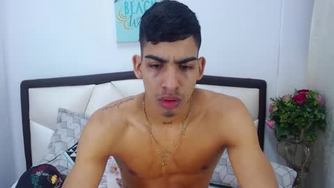 L I A M online show from December 2, 2025, 10:42 am