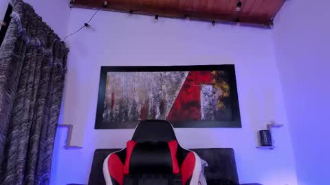 liamwyatt_ online show from September 15, 2025, 3:17 am