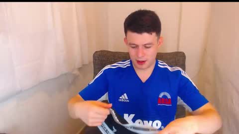 lian_eathan online show from January 12, 2026, 3:12 am