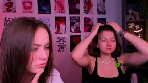 Snapshot of liana_best chatting on July 7, 2026, 8:51 am Li online show from July 7, 2026, 8:51 am
