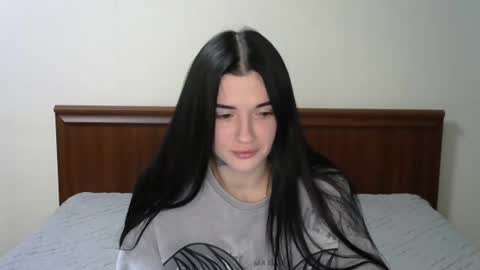 liana_diva online show from February 23, 2025, 7:49 pm